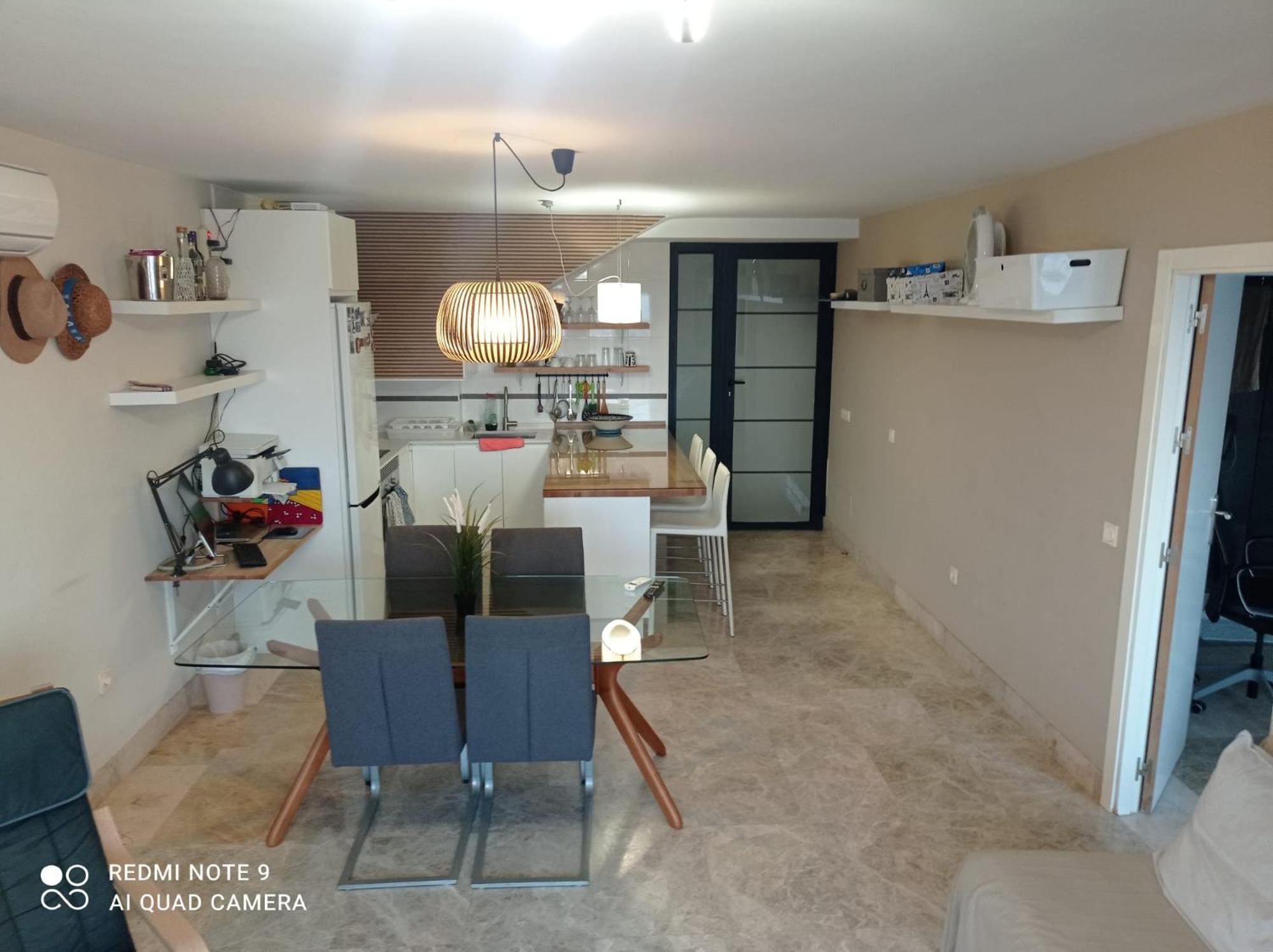Apartamento De Calidad En Con Excelente Vista Al Mar Y Buena Ubicacion