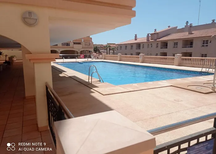 Apartamento De Calidad En Almerimar Con Excelente Vista Al Mar Y Buena Ubicacion
