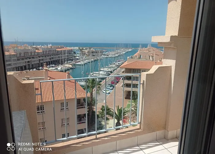 Apartamento De Calidad En Almerimar Con Excelente Vista Al Mar Y Buena Ubicacion